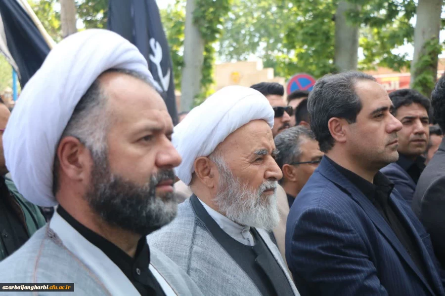 حضور دانشگاهیان دانشگاه فرهنگیان در مراسم گرامیداشت شهدای خدمت 2