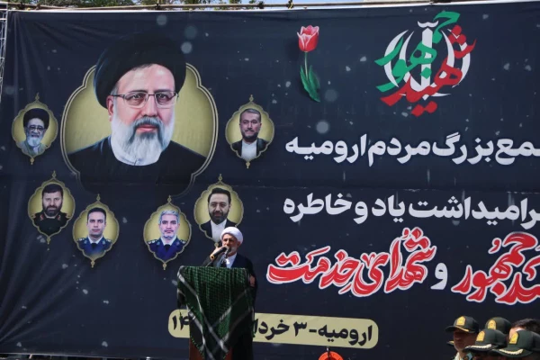 حضور دانشگاهیان دانشگاه فرهنگیان در مراسم گرامیداشت شهدای خدمت 3