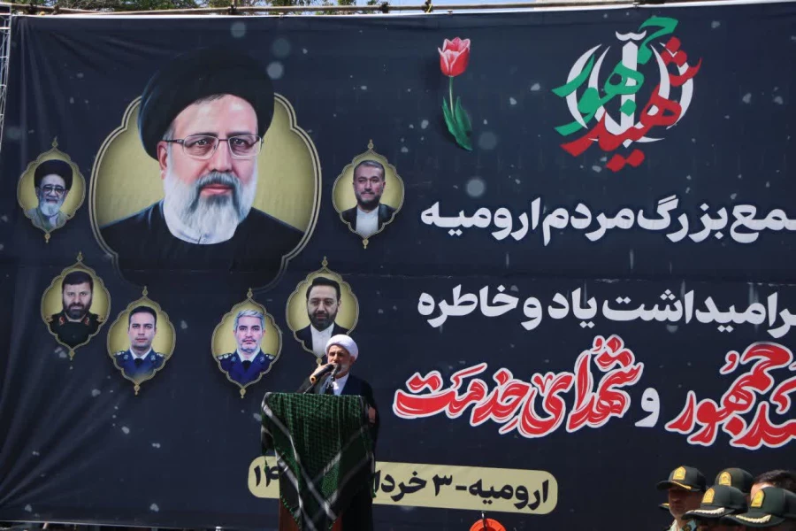 حضور دانشگاهیان دانشگاه فرهنگیان در مراسم گرامیداشت شهدای خدمت 3