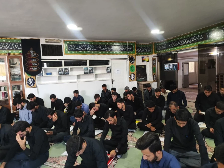 مراسم قرائت زیارت عاشورا در نمازخانه پردیس شهید رجایی ارومیه برگزار شد 4