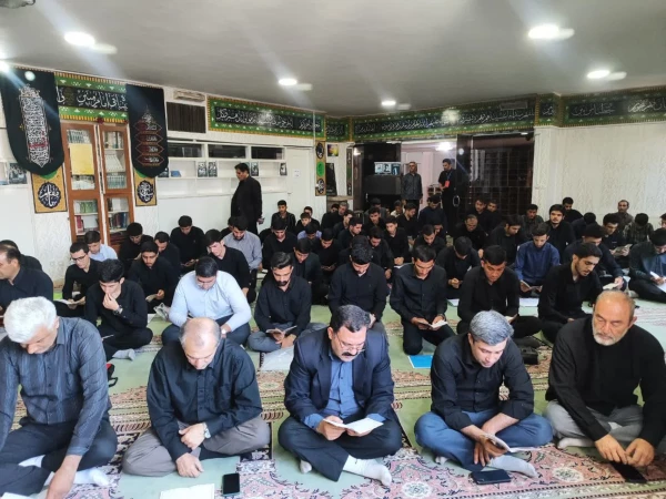 مراسم قرائت زیارت عاشورا در نمازخانه پردیس شهید رجایی ارومیه برگزار شد 5