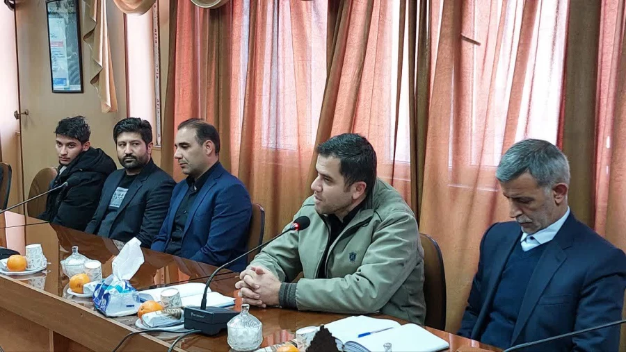 نشست هم اندیشی بسیج اساتید دانشگاه فرهنگیان استان آذربایجان غربی 8