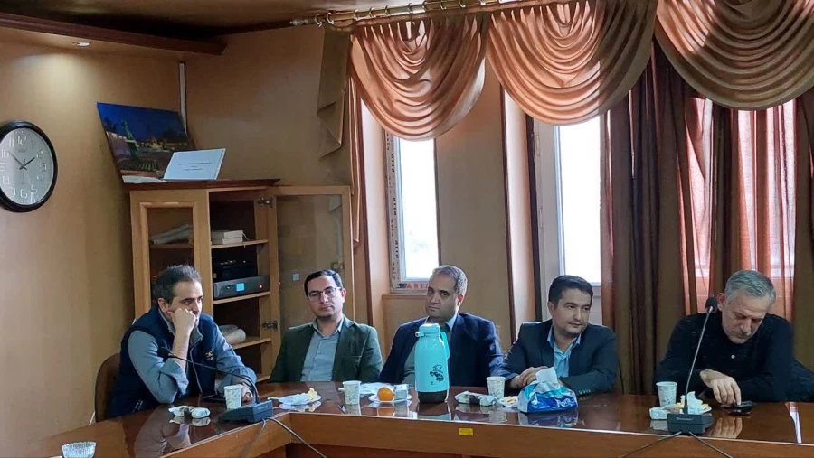 نشست هم اندیشی بسیج اساتید دانشگاه فرهنگیان استان آذربایجان غربی 10