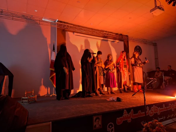 دانشجومعلمان استان آذربایجان غربی بر بام جشنواره سرود و تئاتر دانشگاه فرهنگیان گام نهادند 5