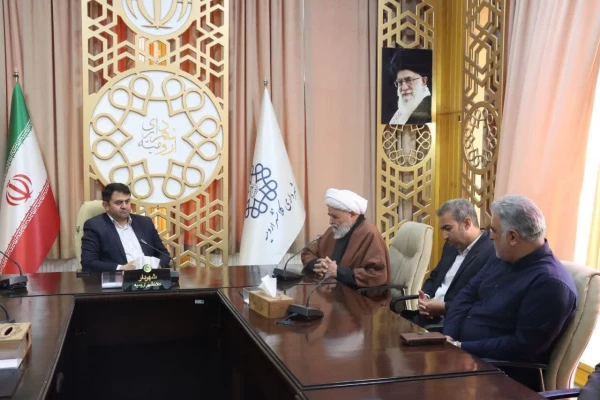 رئیس دانشگاه فرهنگیان استان با شهردار ارومیه دیدار کرد 4