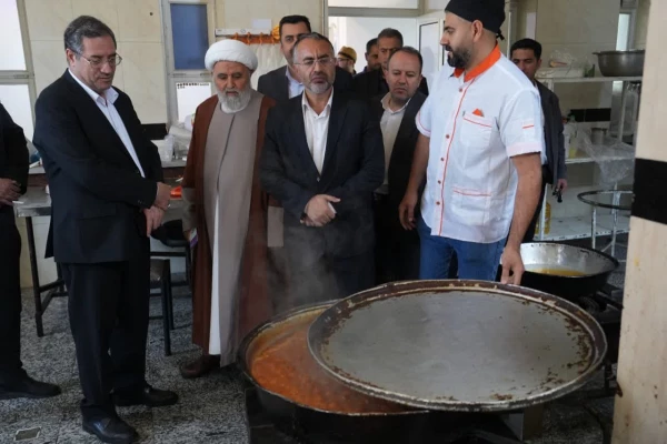 بازدید استاندار آذربایجان غربی از بخش های مختلف مدیریت امور پردیس های دانشگاه فرهنگیان استان 5