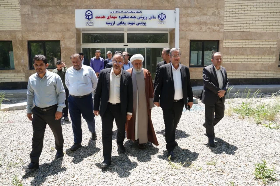 بازدید استاندار آذربایجان غربی از بخش های مختلف مدیریت امور پردیس های دانشگاه فرهنگیان استان 6