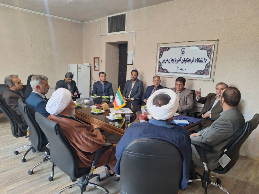 مریم حسینی اصل بعنوان سرپرست دانشگاه فرهنگیان استان آذربایجان غربی منصوب شد 3