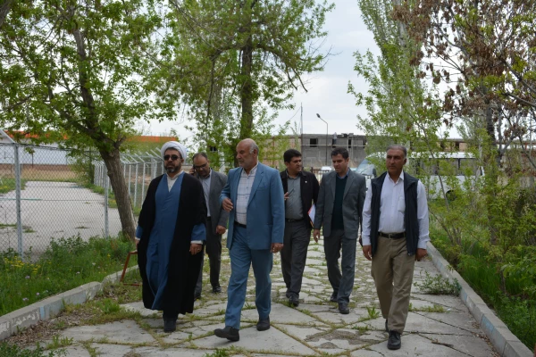 سرپرست دانشگاه فرهنگیان آذربایجان غربی از روند بازسازی خسارات جنگ تحمیلی بازدید کرد 5