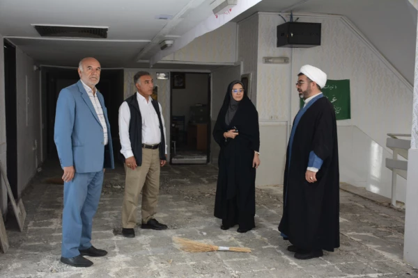 سرپرست دانشگاه فرهنگیان آذربایجان غربی از روند بازسازی خسارات جنگ تحمیلی بازدید کرد 8