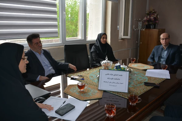 سرپرست دانشگاه فرهنگیان آذربایجان غربی: رسیدگی به کمبودهای آزمایشگاهی اولویت فوری است 4