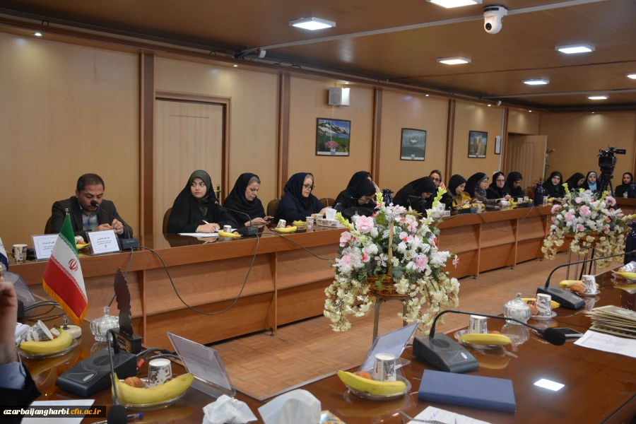 سرپرست دانشگاه فرهنگیان آذربایجان غربی: مهم ترین رخداد سال گذشته، اجرای چارت جدید سازمانی در قالب سه دانشکده بود 8