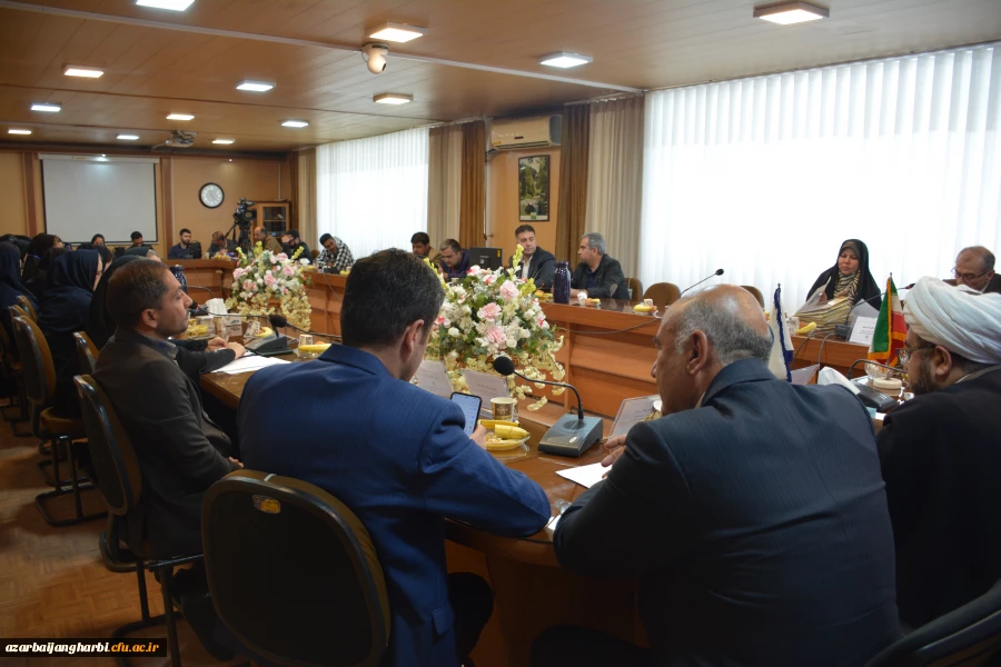 سرپرست دانشگاه فرهنگیان آذربایجان غربی: مهم ترین رخداد سال گذشته، اجرای چارت جدید سازمانی در قالب سه دانشکده بود 7