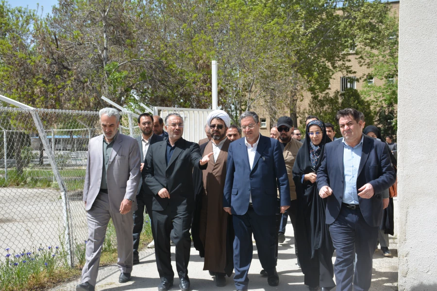 استاندار آذربایجان غربی با تأکید بر اولویت بازسازی خسارت های ناشی از جنگ رمضان، برای احداث «دانشگاه جامع فرهنگیان استان» قول مساعدت داد  5